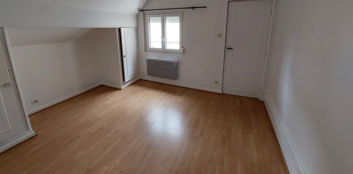 Image 3 sur 7 - Appartement  ·  Location · Chantilly (60500) · 3 pièces · 40m²