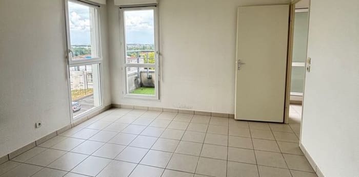 Image 1 sur 7 - Appartement  ·  Location · Angouleme (16000) · 2 pièces · 51m²