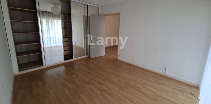Image 7 sur 10 - Appartement  ·  Location · Dijon (21000) · 2 pièces · 47m²