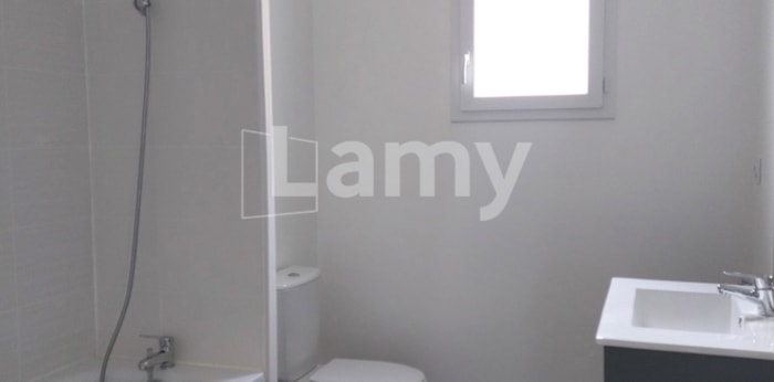 Image 7 sur 8 - Appartement  ·  Location · Saran (45770) · 3 pièces · 65m²