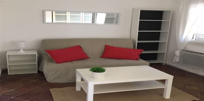 Image 1 sur 4 - Appartement  ·  Location · Aix En Provence (13100) · 1 pièce · 23m²