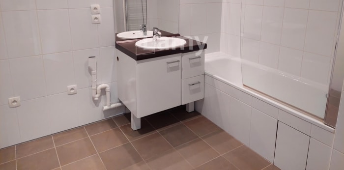 Image 6 sur 9 - Appartement  ·  Location · Cergy (95000) · 2 pièces · 58m²