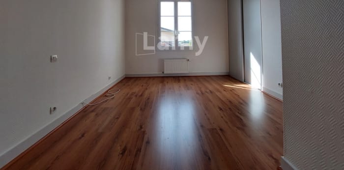 Image 11 sur 13 - Maison/villa  ·  Location · Panazol (87350) · 6 pièces · 150m²