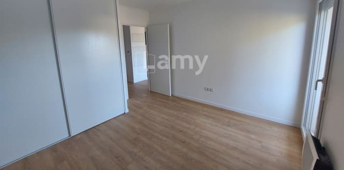 Image 9 sur 10 - Appartement  ·  Location · Mont De Marsan (40000) · 2 pièces · 44m²