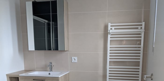 Image 7 sur 9 - Appartement  ·  Location · Rives Sur Fure (38140) · 2 pièces · 59m²