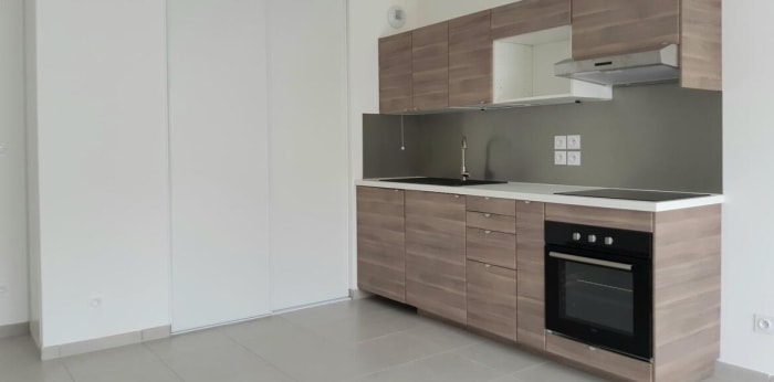 Image 2 sur 8 - Appartement  ·  Location · Aix Les Bains (73100) · 2 pièces · 46m²