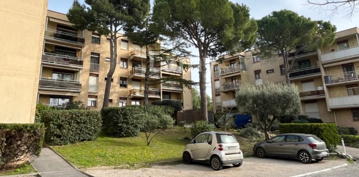 Image 7 sur 11 - Appartement  ·  Location · Marseille (13009) · 2 pièces · 41m²