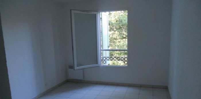 Image 1 sur 6 - Appartement  ·  Location · Le Rouret (06650) · 2 pièces · 45m²