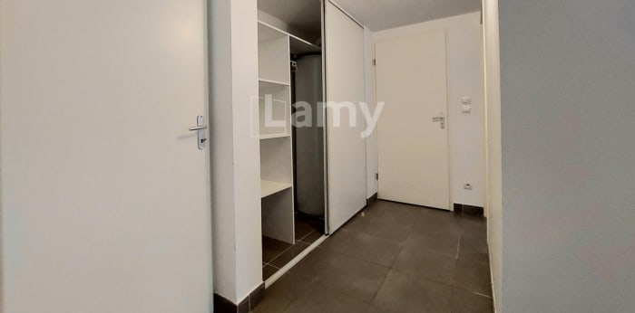 Image 15 sur 18 - Appartement  ·  Location · Toulouse (31200) · 4 pièces · 84m²