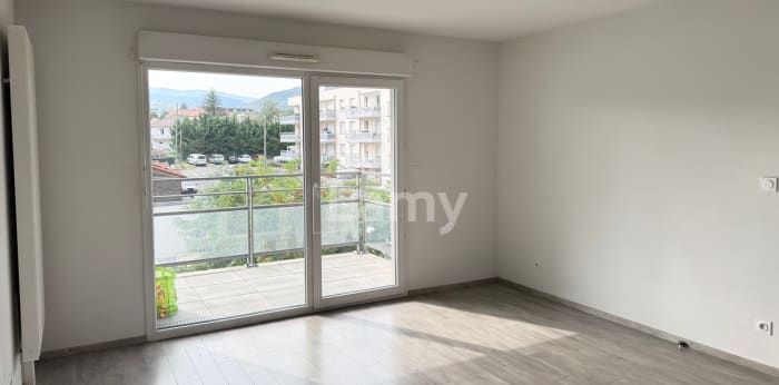 Image 3 sur 7 - Appartement  ·  Location · Clermont Ferrand (63100) · 3 pièces · 61m²
