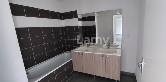 Image 4 sur 11 - Appartement  ·  Location · Eysines (33320) · 3 pièces · 65m²