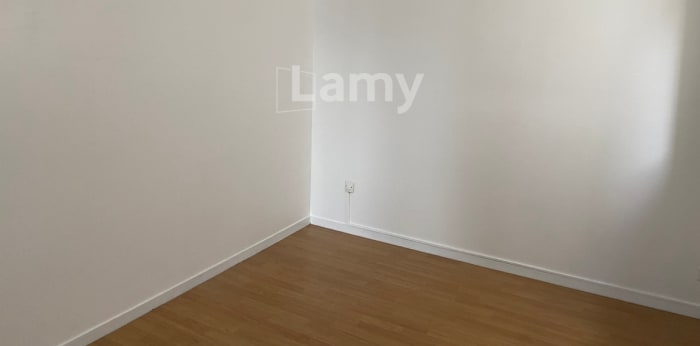 Image 8 sur 10 - Appartement  ·  Location · Margny Les Compiegne (60280) · 2 pièces · 43m²