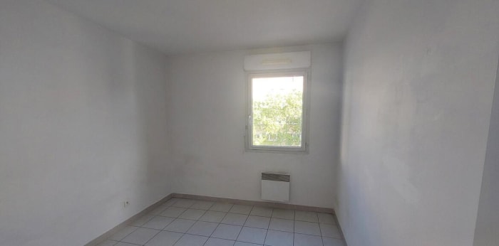 Image 9 sur 13 - Appartement  ·  Location · Nimes (30900) · 3 pièces · 62m²