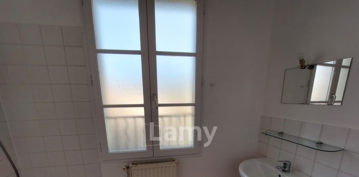 Image 4 sur 12 - Appartement  ·  Location · Coudes (63114) · 3 pièces · 56m²