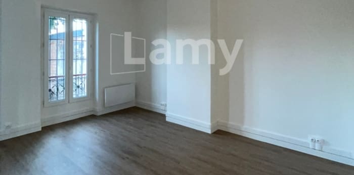 Image 2 sur 9 - Appartement  ·  Location · Villeneuve Le Roi (94290) · 3 pièces · 43m²