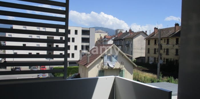 Image 12 sur 13 - Appartement  ·  Location · Chambery (73000) · 3 pièces · 67m²