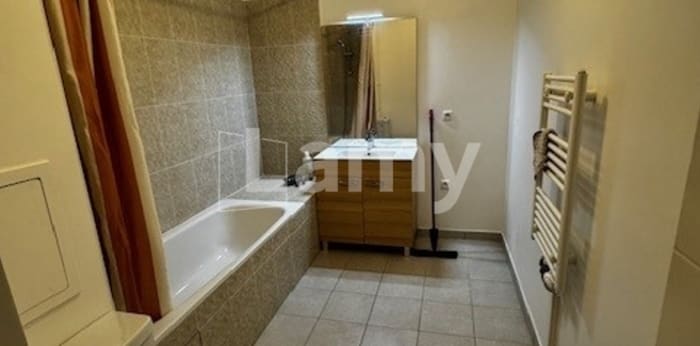 Image 4 sur 5 - Appartement  ·  Location · Noisy Le Sec (93130) · 2 pièces · 45m²