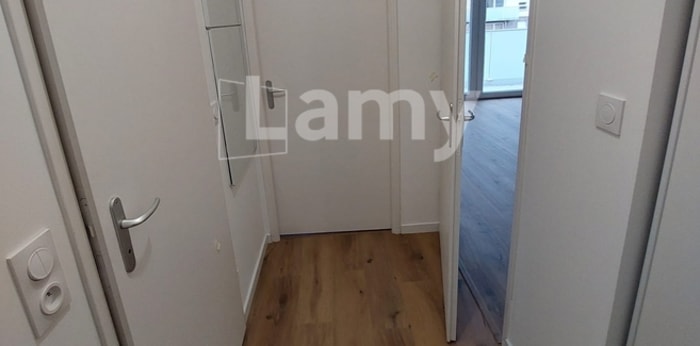 Image 6 sur 7 - Appartement  ·  Location · Lens (62300) · 2 pièces · 48m²