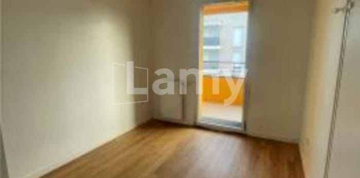 Image 6 sur 9 - Appartement  ·  Location · Aulnay Sous Bois (93600) · 3 pièces · 73m²