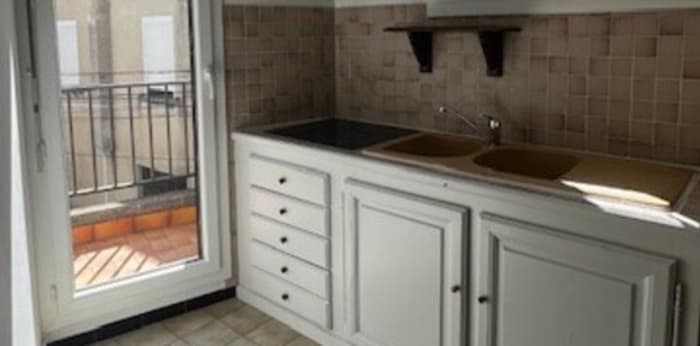 Image 2 sur 8 - Maison/villa  ·  Location · Bagnols Sur Ceze (30200) · 3 pièces · 49m²