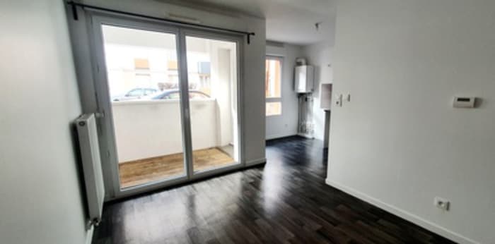 Image 1 sur 5 - Appartement  ·  Location · Joue Les Tours (37300) · 2 pièces · 42m²