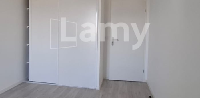 Image 10 sur 12 - Appartement  ·  Location · Talence (33400) · 4 pièces · 87m²