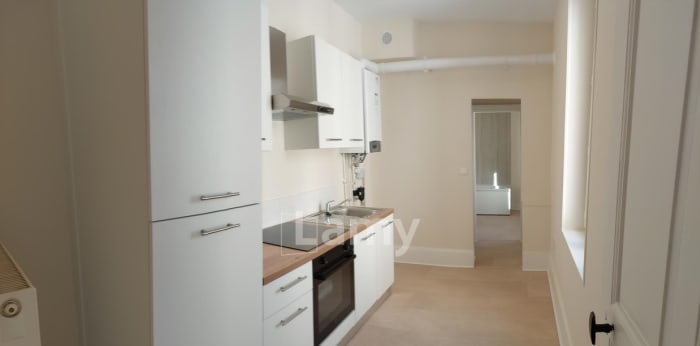 Image 6 sur 14 - Appartement  ·  Location · Nancy (54000) · 5 pièces · 95m²