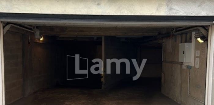 Image 2 sur 5 - Parking/box  ·  Location · Paris (75014) · 5m²