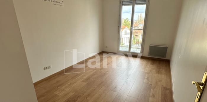Image 3 sur 5 - Appartement  ·  Location · Bondy (93140) · 3 pièces · 63m²