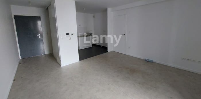 Image 1 sur 13 - Appartement  ·  Location · Ris Orangis (91130) · 3 pièces · 56m²