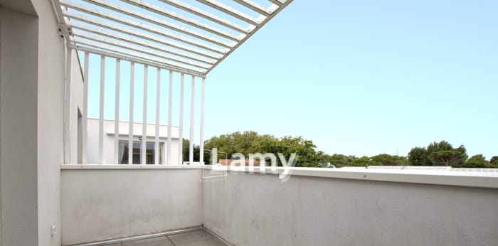 Image 6 sur 8 - Appartement  ·  Location · Royan (17200) · 2 pièces · 54m²