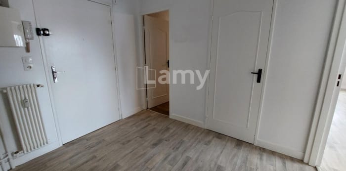 Image 5 sur 7 - Appartement  ·  Location · Reims (51100) · 3 pièces · 60m²