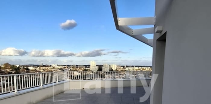 Image 16 sur 18 - Appartement  ·  Location · Talence (33400) · 4 pièces · 95m²