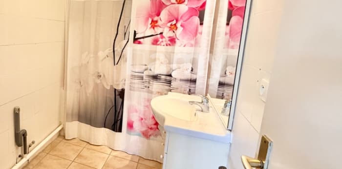 Image 5 sur 6 - Appartement  ·  Location · La Grande Motte (34280) · 1 pièce · 49m²