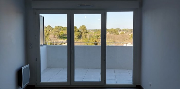Image 3 sur 10 - Appartement  ·  Location · Nimes (30900) · 2 pièces · 44m²