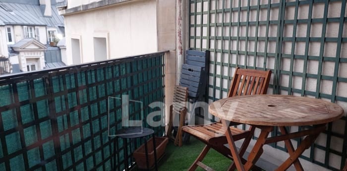 Image 3 sur 8 - Appartement  ·  Location · Paris (75002) · 1 pièce · 33m²