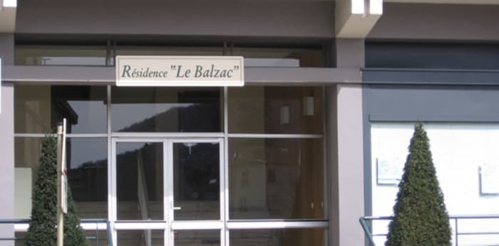 Image 1 sur 3 - Parking/box  ·  Location · Vesoul (70000) · 15m²