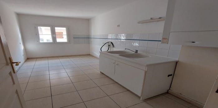 Image 3 sur 5 - Appartement  ·  Location · Roquebrune Sur Argens (83520) · 4 pièces · 79m²