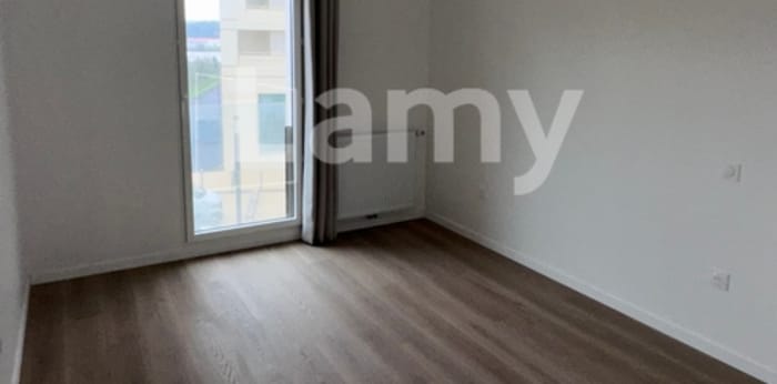 Image 5 sur 8 - Appartement  ·  Location · Bordeaux (33800) · 3 pièces · 73m²