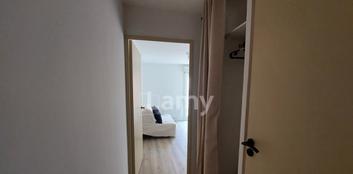 Image 11 sur 11 - Appartement  ·  Location · Nimes (30000) · 1 pièce · 18m²