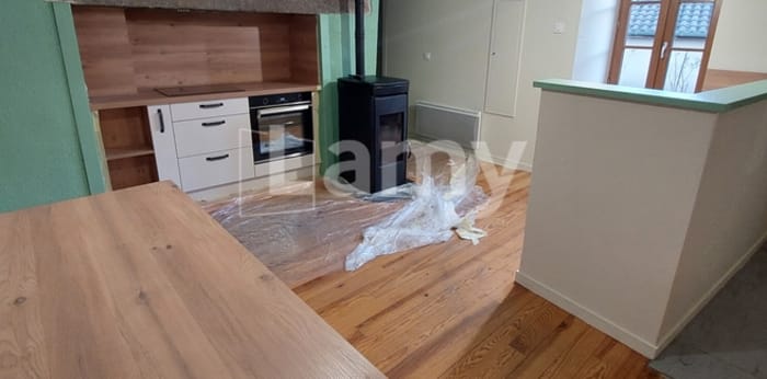 Image 4 sur 14 - Maison/villa  ·  Location · Egliseneuve Des Liards (63490) · 106m²