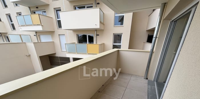Image 8 sur 14 - Appartement  ·  Location · Chenove (21300) · 2 pièces · 46m²