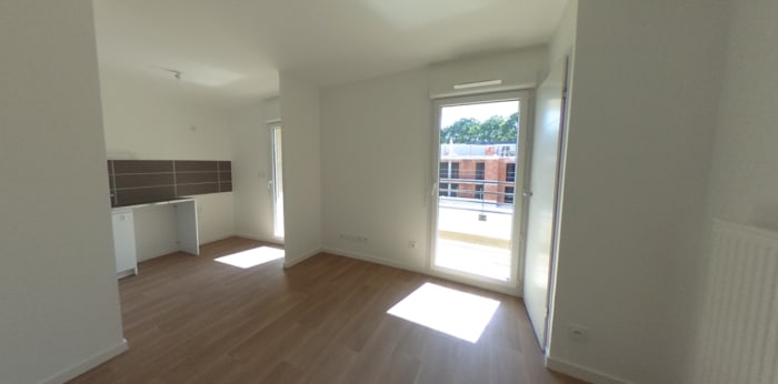 Image 2 sur 9 - Appartement  ·  Location · La Roche Sur Yon (85000) · 1 pièce · 30m²