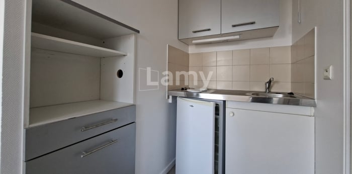 Image 4 sur 9 - Appartement  ·  Location · Reims (51100) · 1 pièce · 29m²