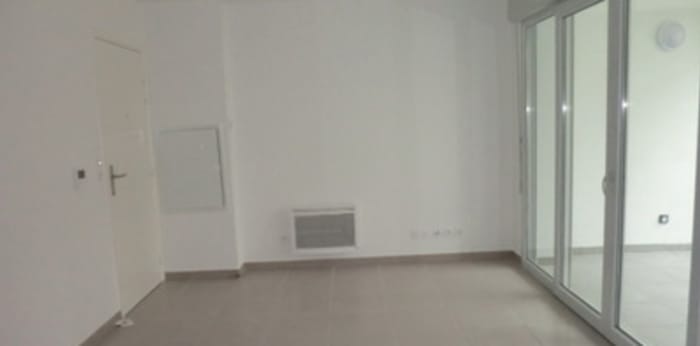 Image 2 sur 10 - Appartement  ·  Location · Aubagne (13400) · 2 pièces · 41m²