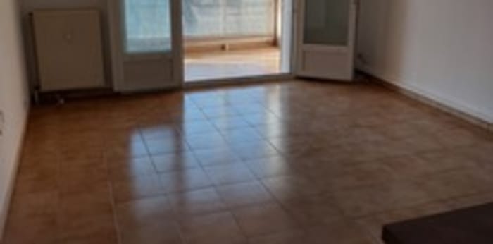 Image 2 sur 9 - Appartement  ·  Location · Aix En Provence (13090) · 4 pièces · 69m²