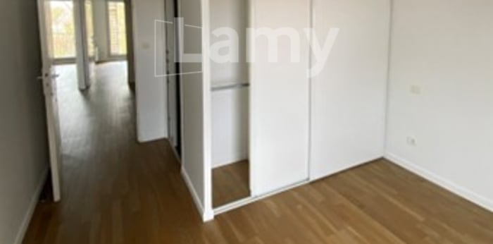 Image 8 sur 21 - Appartement  ·  Location · Toulouse (31200) · 5 pièces · 125m²
