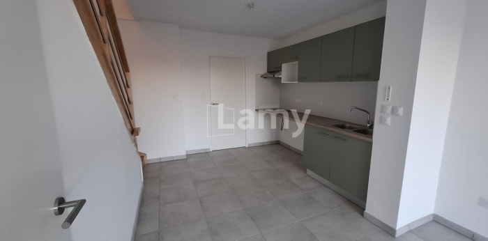 Image 3 sur 14 - Maison/villa  ·  Location · Mondonville (31700) · 4 pièces · 80m²