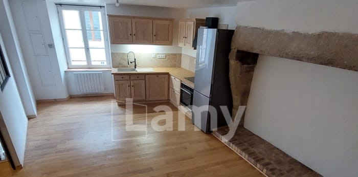 Image 2 sur 16 - Maison/villa  ·  Location · Issoire (63500) · 5 pièces · 139m²