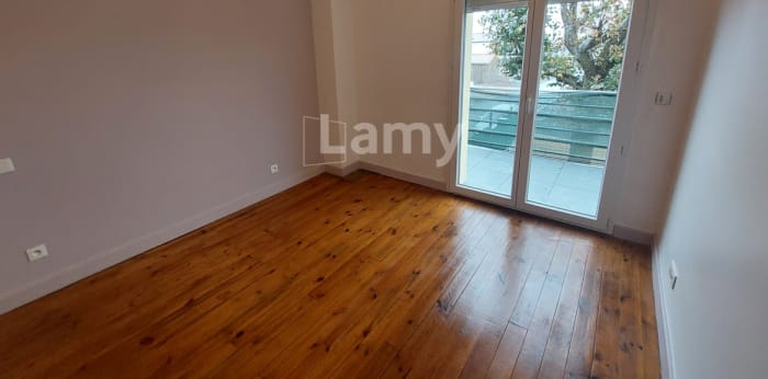 Image 8 sur 13 - Maison/villa  ·  Location · Charbonnier Les Mines (63340) · 4 pièces · 90m²